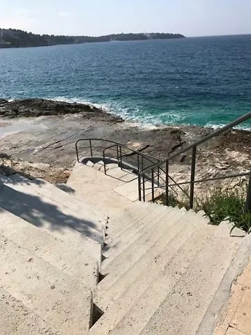 Apartment Lungomare Pola 0*,  Croazia