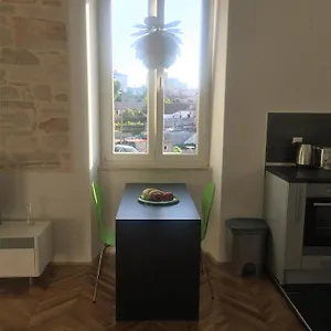 Apartment Excellent City In Antic, Pula