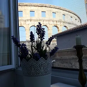 Apartment Amphiteater Art, Pula