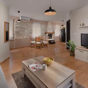 Apartment Vecchio Mercato, Pula