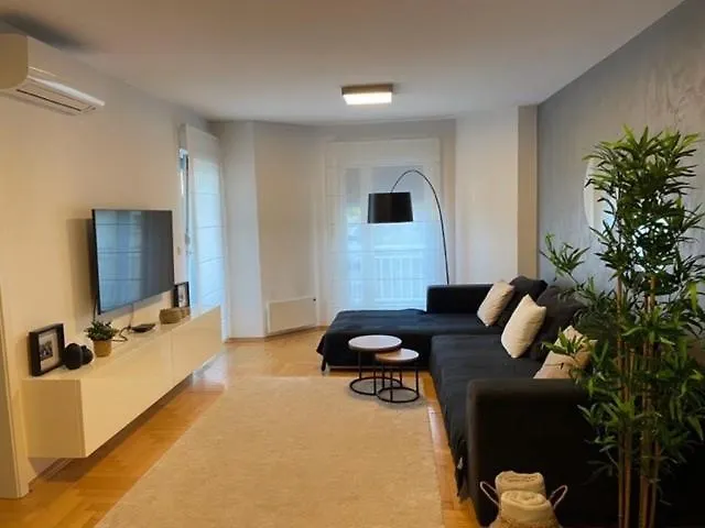 Apartment Lungomare Pula