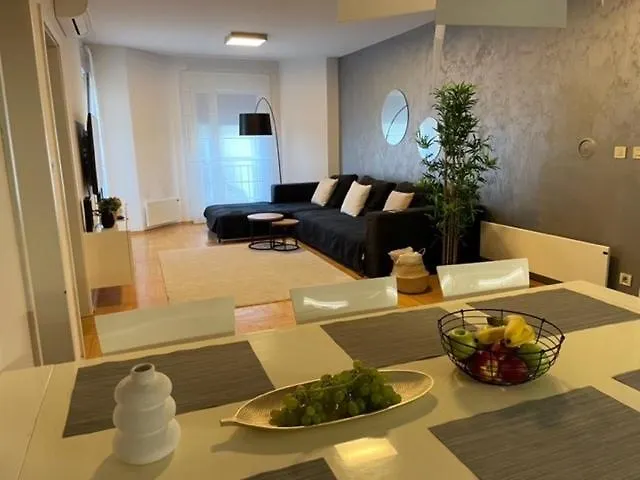 Apartment Lungomare Pula