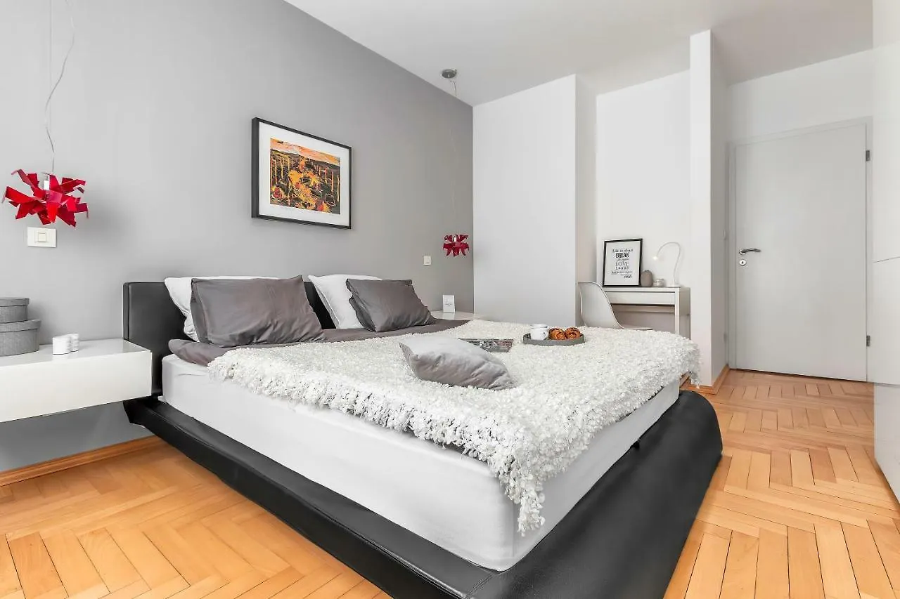 Apartment Lungomare Pula
